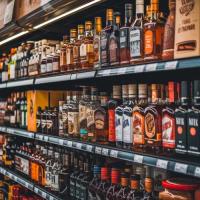 Island Park Liquor