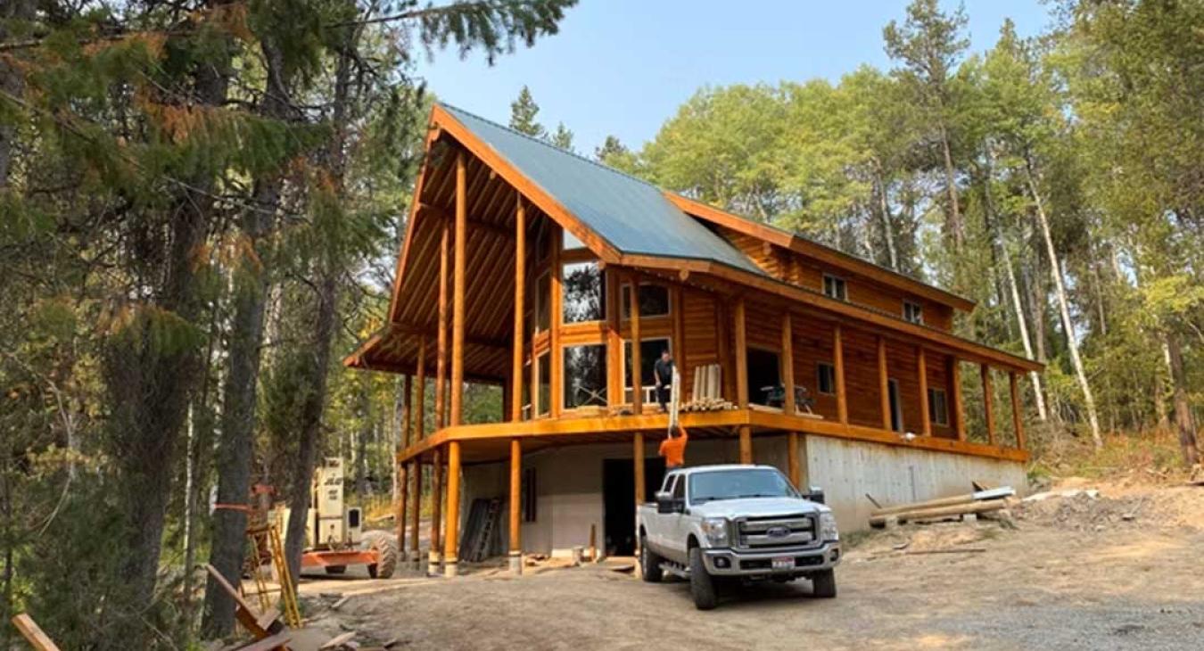Island Park Log Cabin Builder