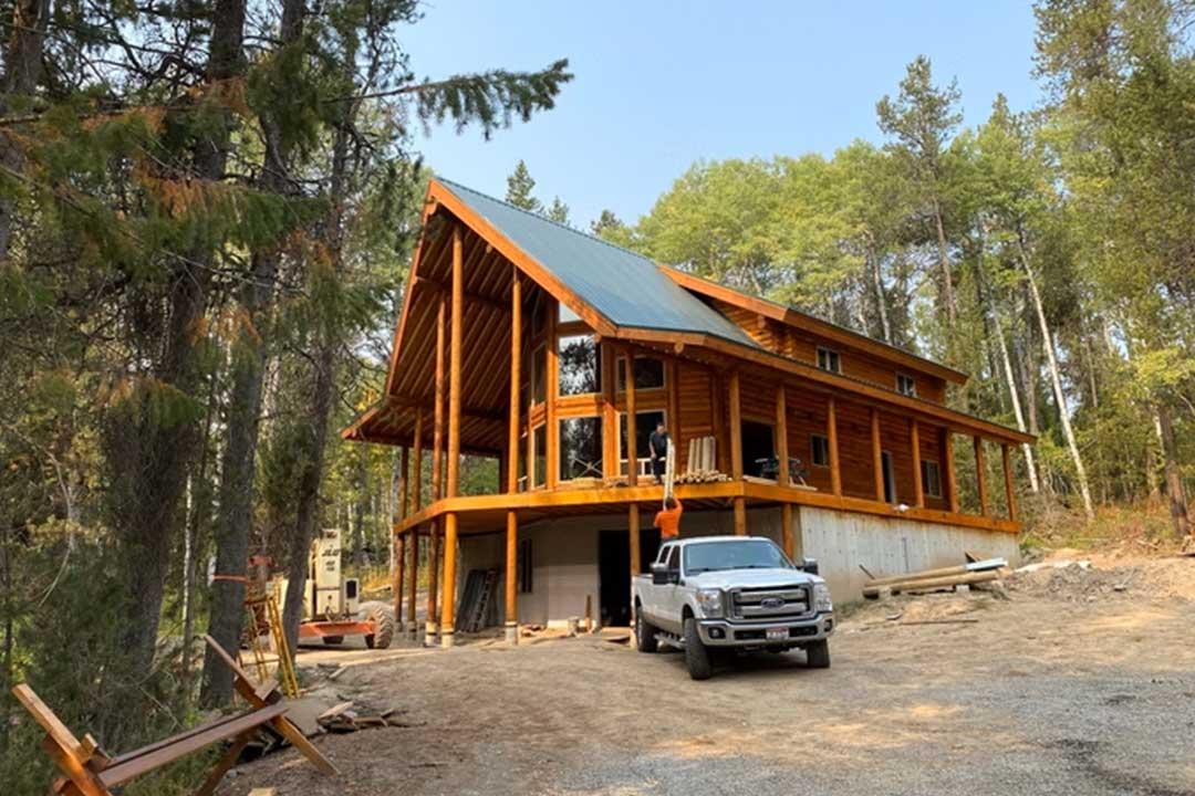 Island Park Log Cabin Builder